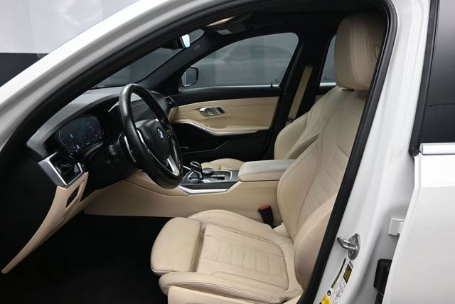 2021 BMW 3 Series 330i xDrive - 23061771 - 6