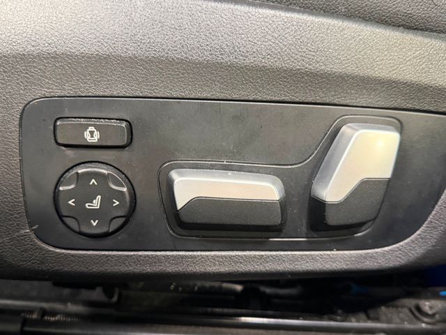 2021 BMW 3 Series 330i xDrive - 23015433 - 19