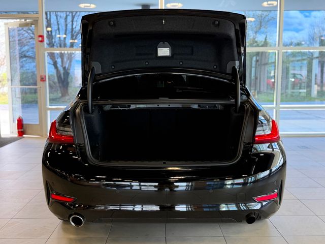 2021 BMW 3 Series 330i xDrive - 23015433 - 40