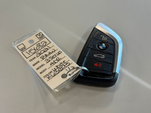 2021 BMW 3 Series 330i xDrive - 23035833 - 34