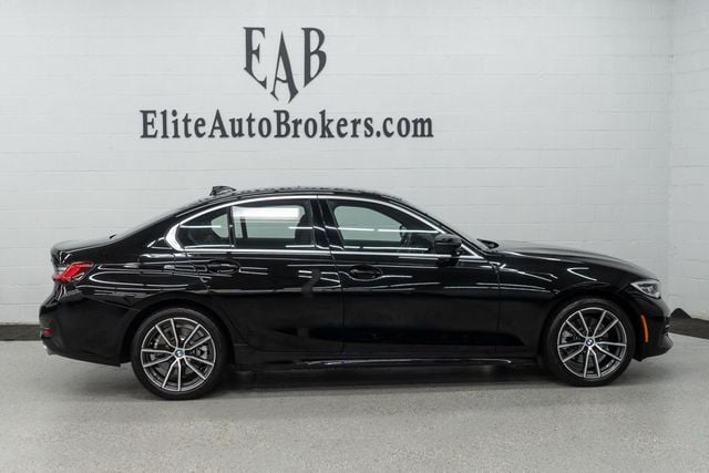 2021 BMW 3 Series 330i xDrive - 22648951 - 3