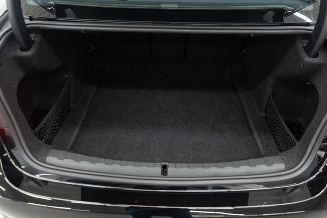 2021 BMW 3 Series 330i xDrive - 22955082 - 31