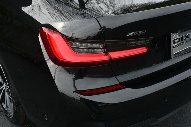 2021 BMW 3 Series 330i xDrive - 22968483 - 9