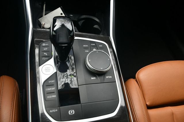 2021 BMW 3 Series 330i xDrive - 22968483 - 43
