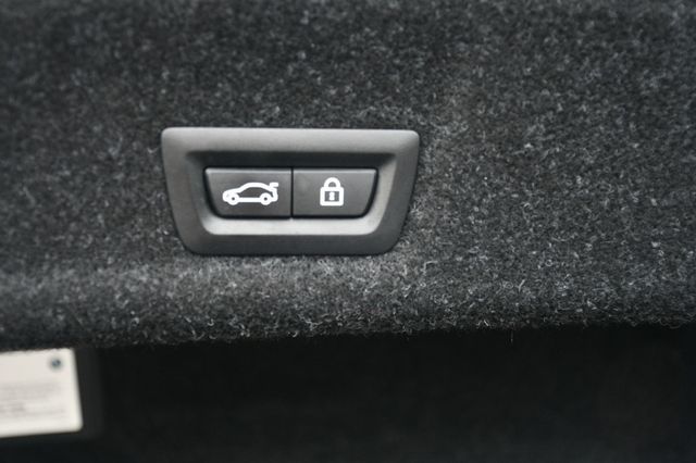 2021 BMW 3 Series 330i xDrive - 22968483 - 51