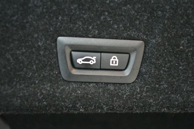 2021 BMW 3 Series 330i xDrive - 22968483 - 78