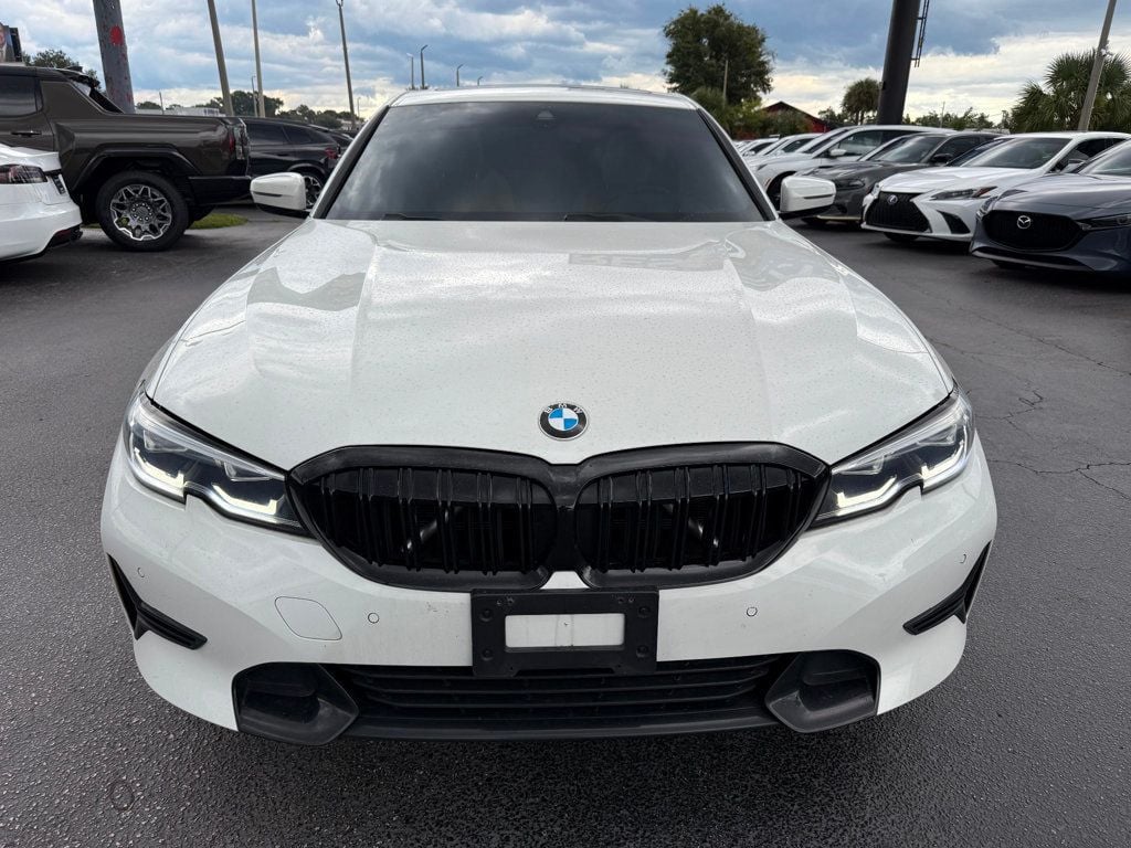 2021 Bmw 330i xDrive photo 2