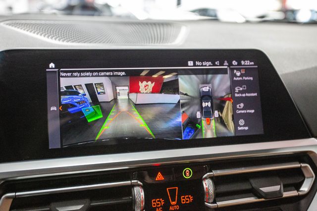 2021 BMW 3 Series 330i xDrive - 22941425 - 7