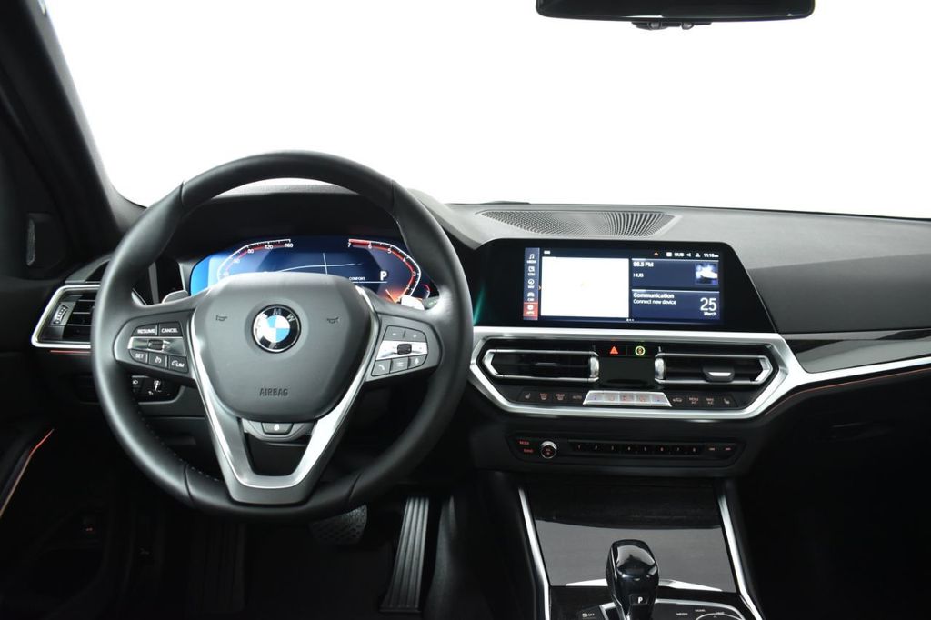 2021 BMW 3 Series 330i xDrive - 20714871 - 3