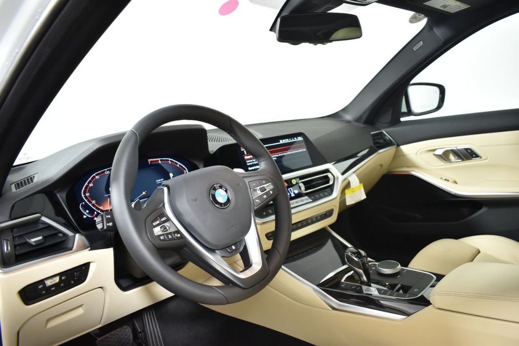 2021 BMW 3 Series 330i xDrive - 20833723 - 13