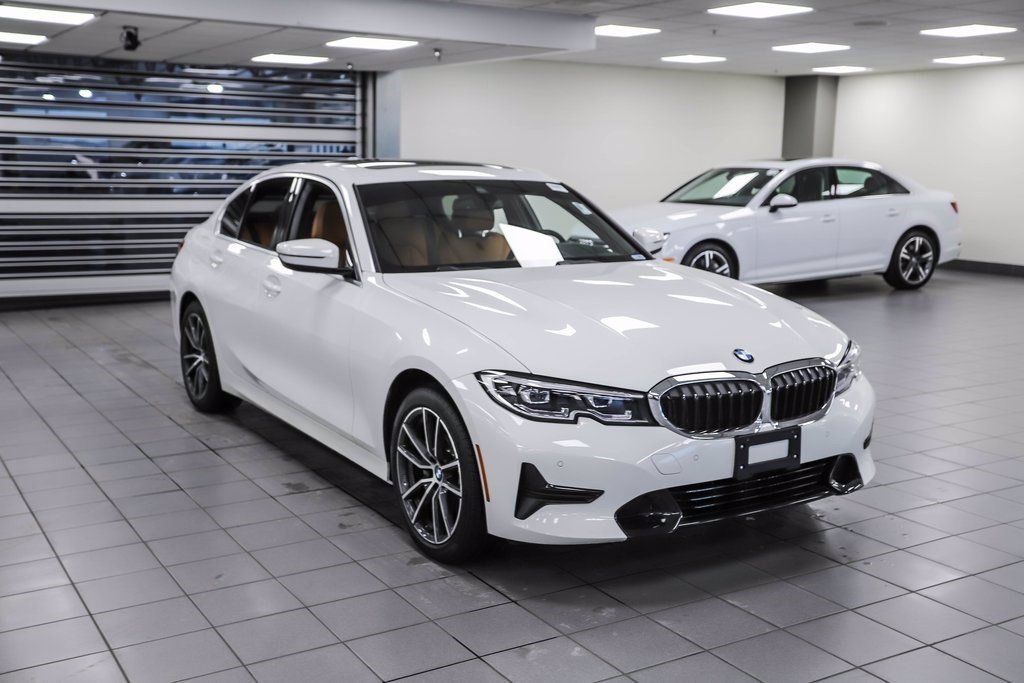 2021 BMW 3 Series 330i xDrive - 21149016 - 12