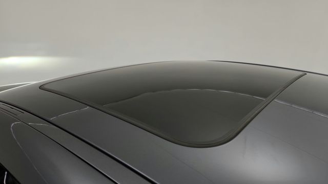 2021 BMW 3 Series 330i xDrive - 23091747 - 9