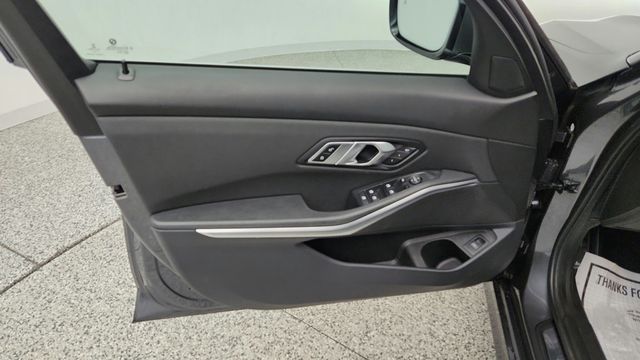 2021 BMW 3 Series 330i xDrive - 23091747 - 10