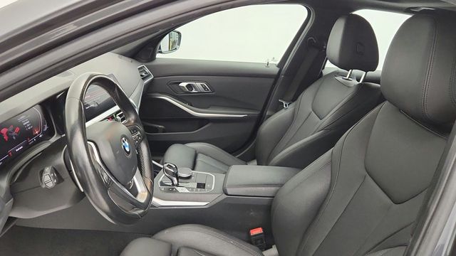 2021 BMW 3 Series 330i xDrive - 23091747 - 18