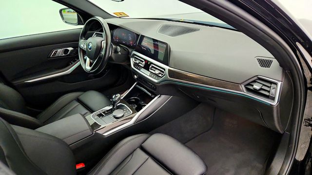 2021 BMW 3 Series 330i xDrive Sedan w/ Driving Assistance, Convenience & Navigatio - 23099007 - 24