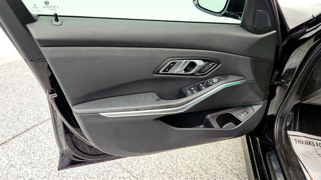 2021 BMW 3 Series 330i xDrive Sedan with Premium & Driving/Parking Assistance Pkgs - 22966701 - 10