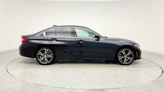 2021 BMW 3 Series 330i xDrive Sedan with Premium & Driving/Parking Assistance Pkgs - 22966701 - 3