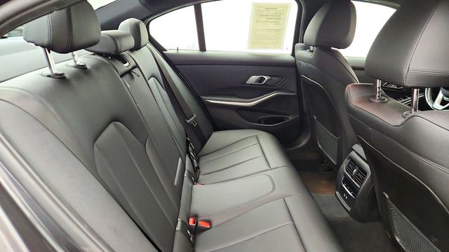 2021 BMW 3 Series 330i xDrive w/ Driving Assistance Pkg, Navigation & 19'' Wheels - 23091747 - 20