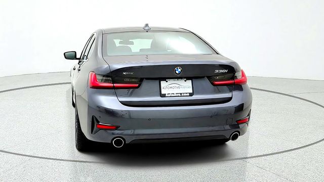 2021 BMW 3 Series 330i xDrive w/ Driving Assistance Pkg, Navigation & 19'' Wheels - 23091747 - 5
