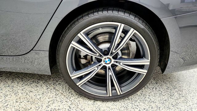 2021 BMW 3 Series 330i xDrive w/ Driving Assistance Pkg, Navigation & 19'' Wheels - 23091747 - 8