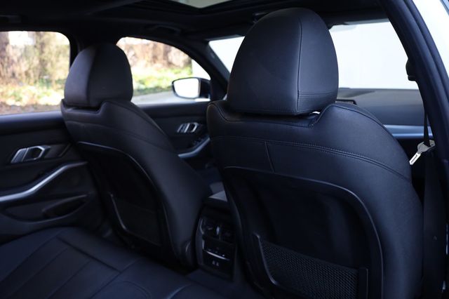 2021 BMW 3 Series M340i - 22972436 - 21