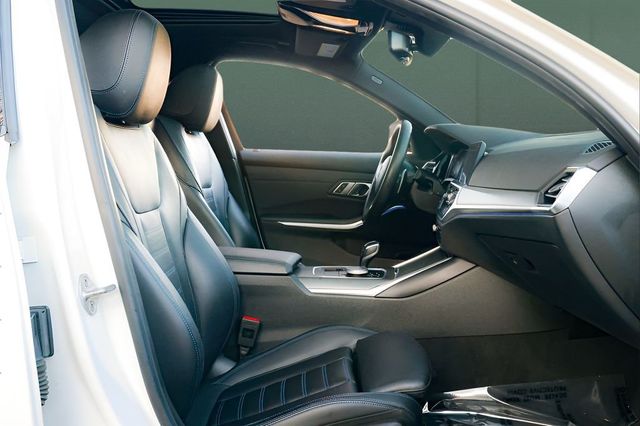 2021 BMW 3 Series M340i - 23004763 - 22