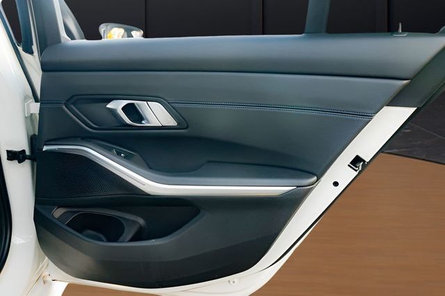 2021 BMW 3 Series M340i - 23004763 - 26