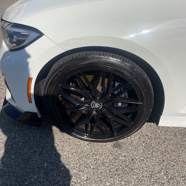 2021 BMW 3 Series M340i xDrive - 23061236 - 4