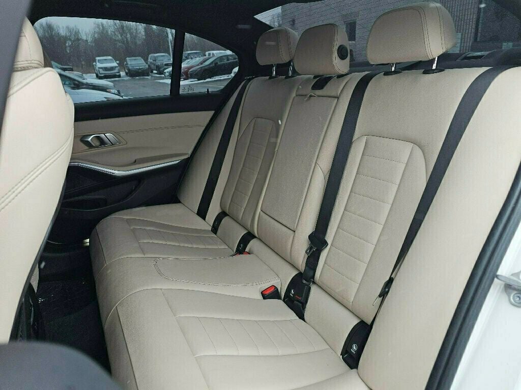 2021 BMW 3 Series M340i xDrive - 22978335 - 18