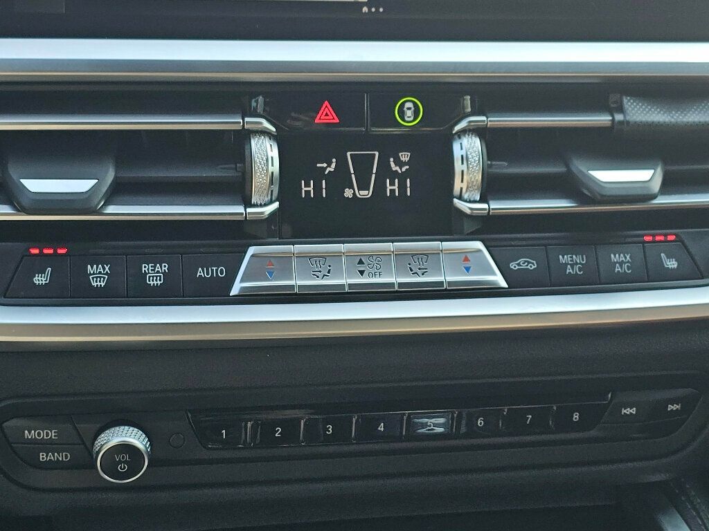 2021 BMW 4 Series M440i xDrive - 22984429 - 40