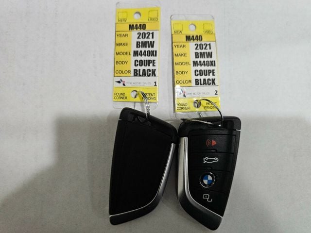 2021 BMW 4 Series M440i xDrive - 22984429 - 4