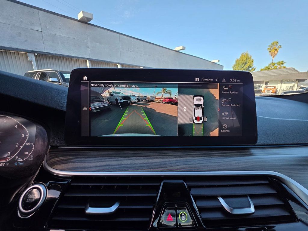 2021 BMW 5 Series 530e Plug-In Hybrid - 22973579 - 20