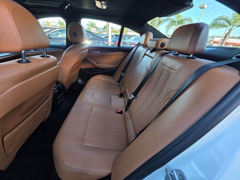 2021 BMW 5 Series 530e Plug-In Hybrid - 22973579 - 22