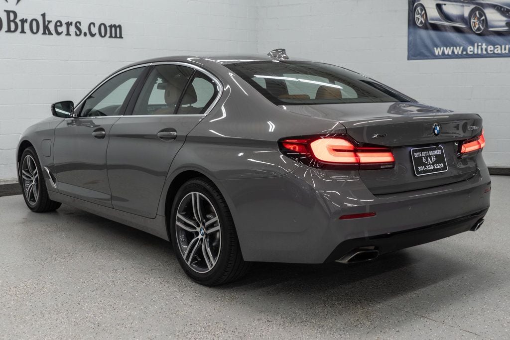 2021 BMW 5 Series 530e xDrive Plug-In Hybrid - 22552795 - 5