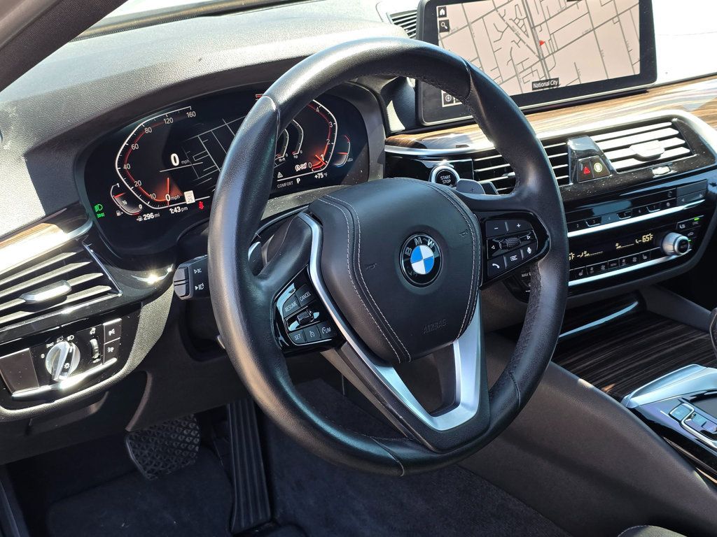 2021 BMW 5 Series 530i - 22913424 - 21