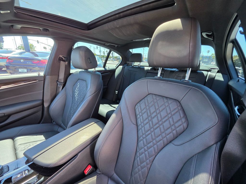 2021 BMW 5 Series 530i - 22913424 - 23