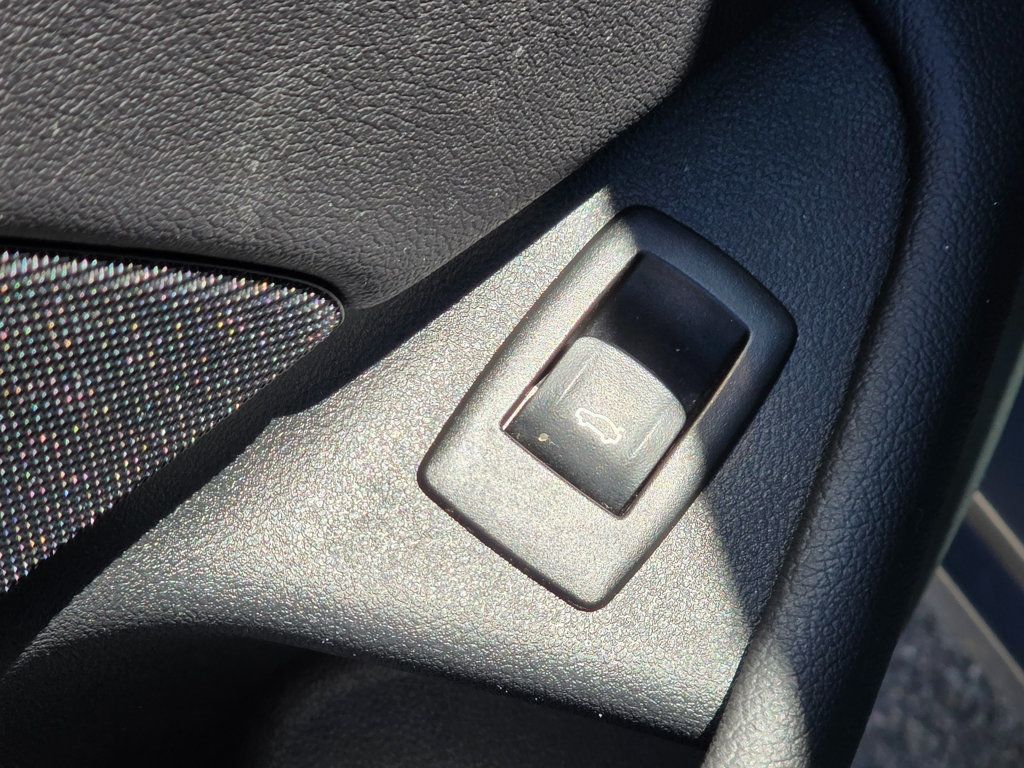 2021 BMW 5 Series 530i - 22913424 - 31