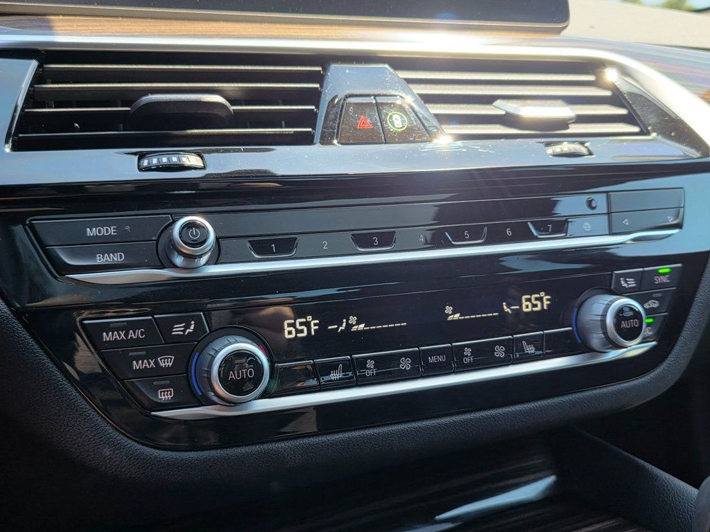 2021 BMW 5 Series 530i - 22913424 - 38