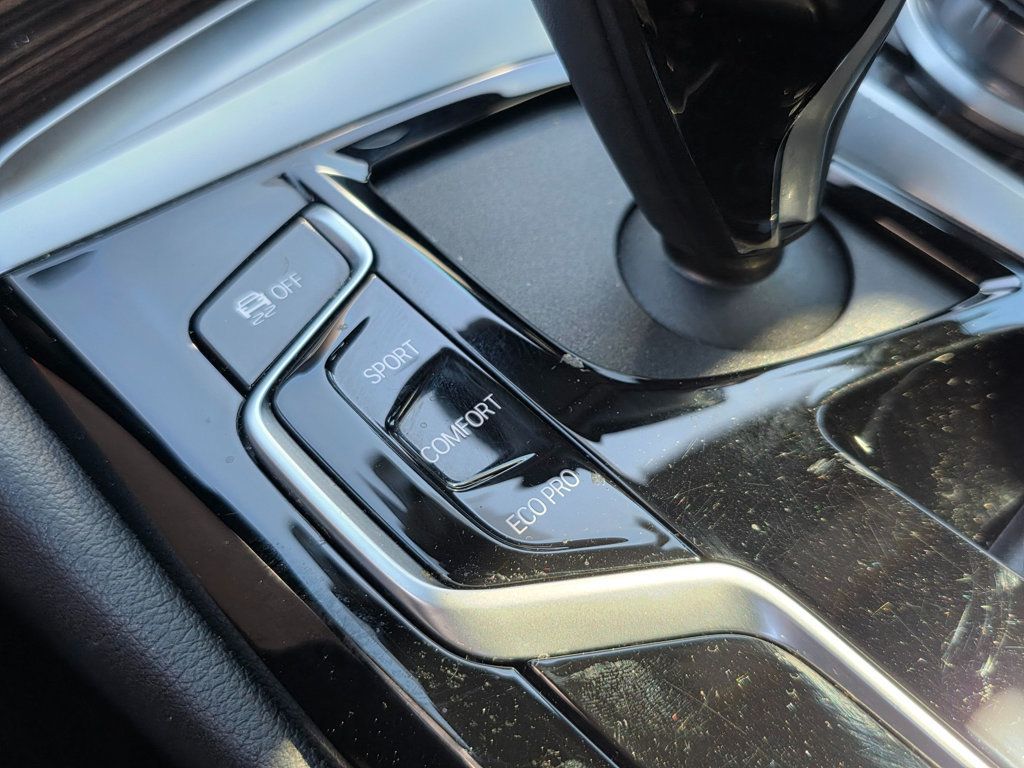 2021 BMW 5 Series 530i - 22913424 - 41