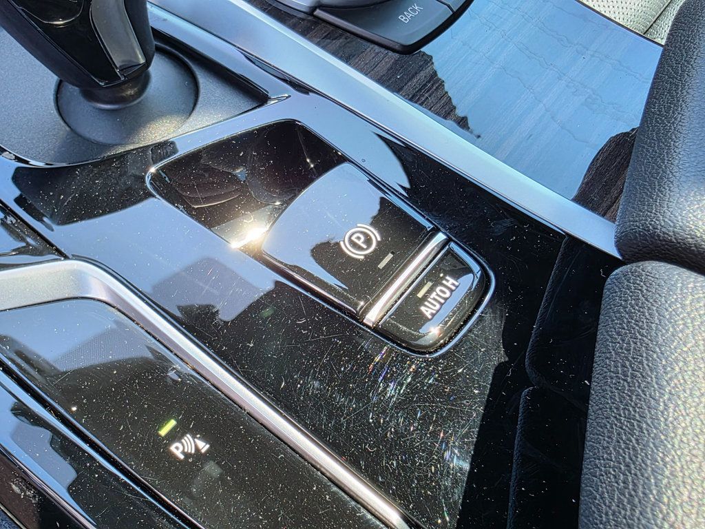 2021 BMW 5 Series 530i - 22913424 - 42