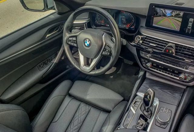 2021 BMW 5 Series 530i - 22961171 - 9