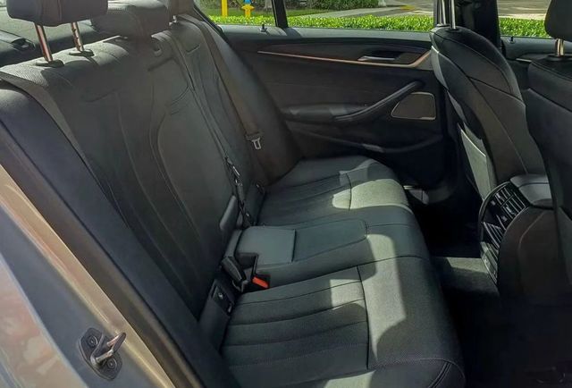 2021 BMW 5 Series 530i - 22961171 - 13