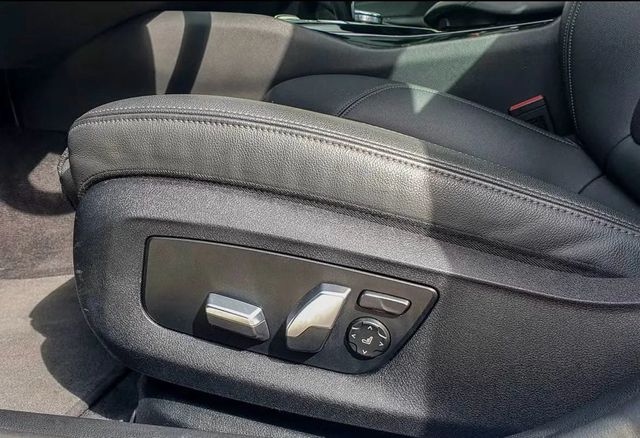 2021 BMW 5 Series 530i - 22961171 - 6