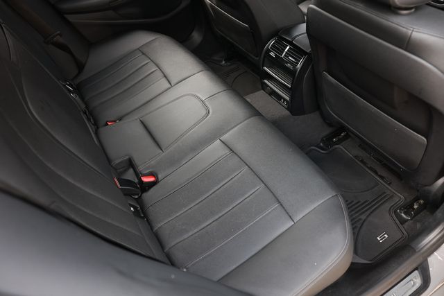 2021 BMW 5 Series 530i - 23007504 - 14