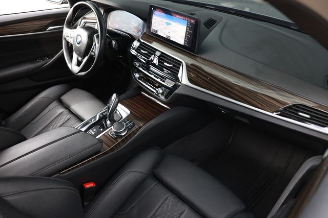 2021 BMW 5 Series 530i - 23007504 - 20