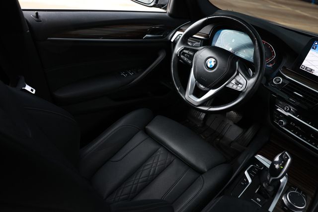 2021 BMW 5 Series 530i - 23007504 - 22
