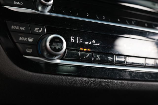 2021 BMW 5 Series 530i - 23007504 - 36