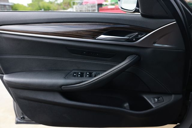 2021 BMW 5 Series 530i - 23007504 - 47