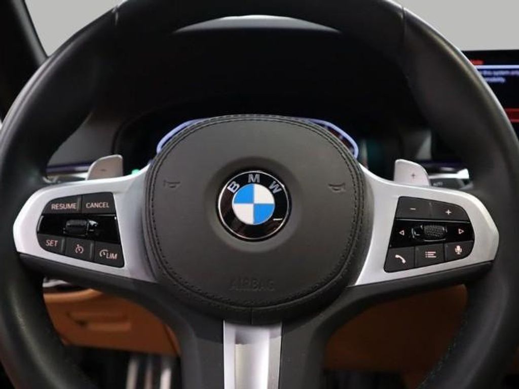 2021 BMW 5 Series 530i - 21141870 - 28