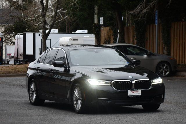 2021 BMW 5 Series 530i xDrive - 22971176 - 9